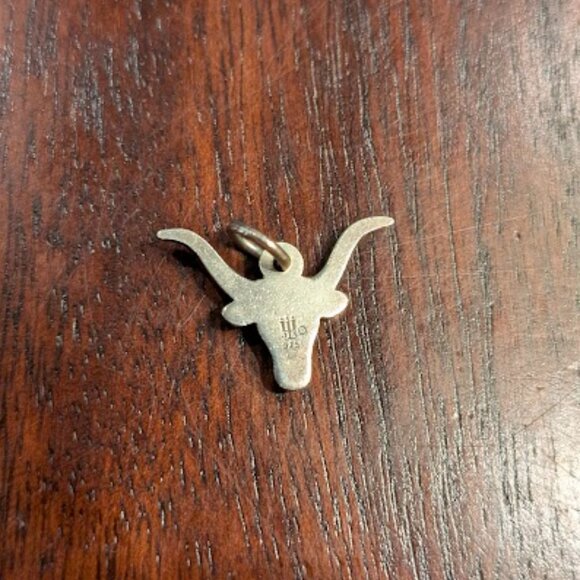 James Avery RETIRED Sterling Silver Longhorn Head Charm - Picture 2 of 2